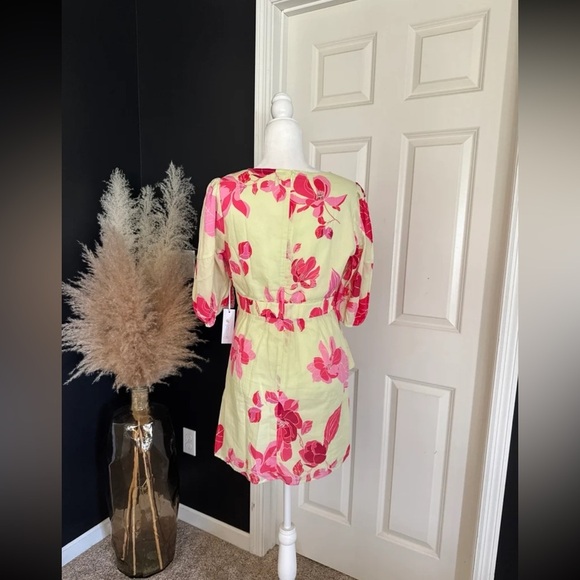 NWT J. Marie The Alara Puff Sleeve Ruched Dress 
size Medium - Picture 10 of 12